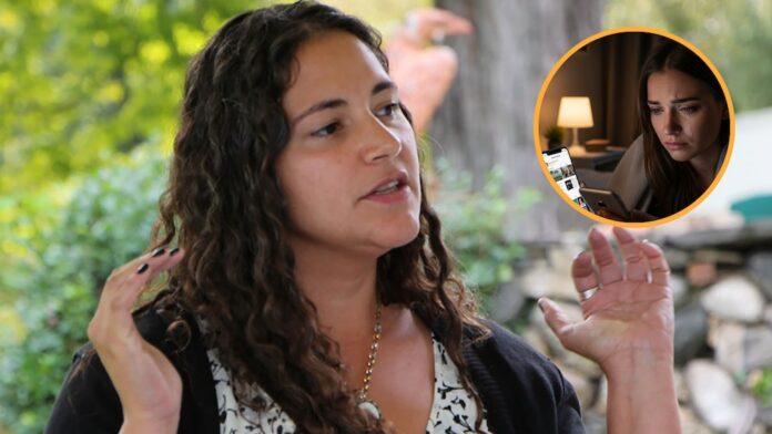 Santos identifies two fundamental biases that predispose people to feel less happy.(Infobae composition: Illustrative image / Dissemination)