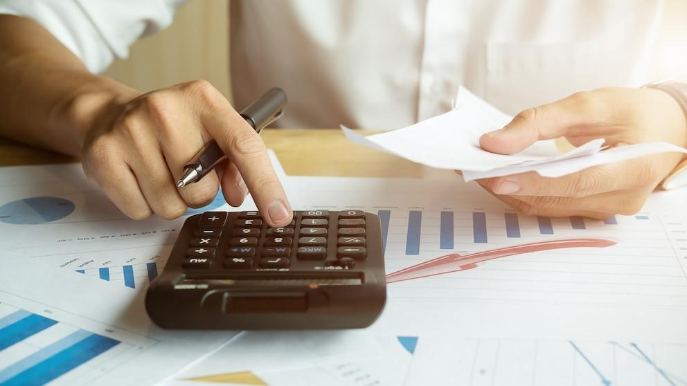 How much will electricity and gas rates increase in February after the reduction of subsidies