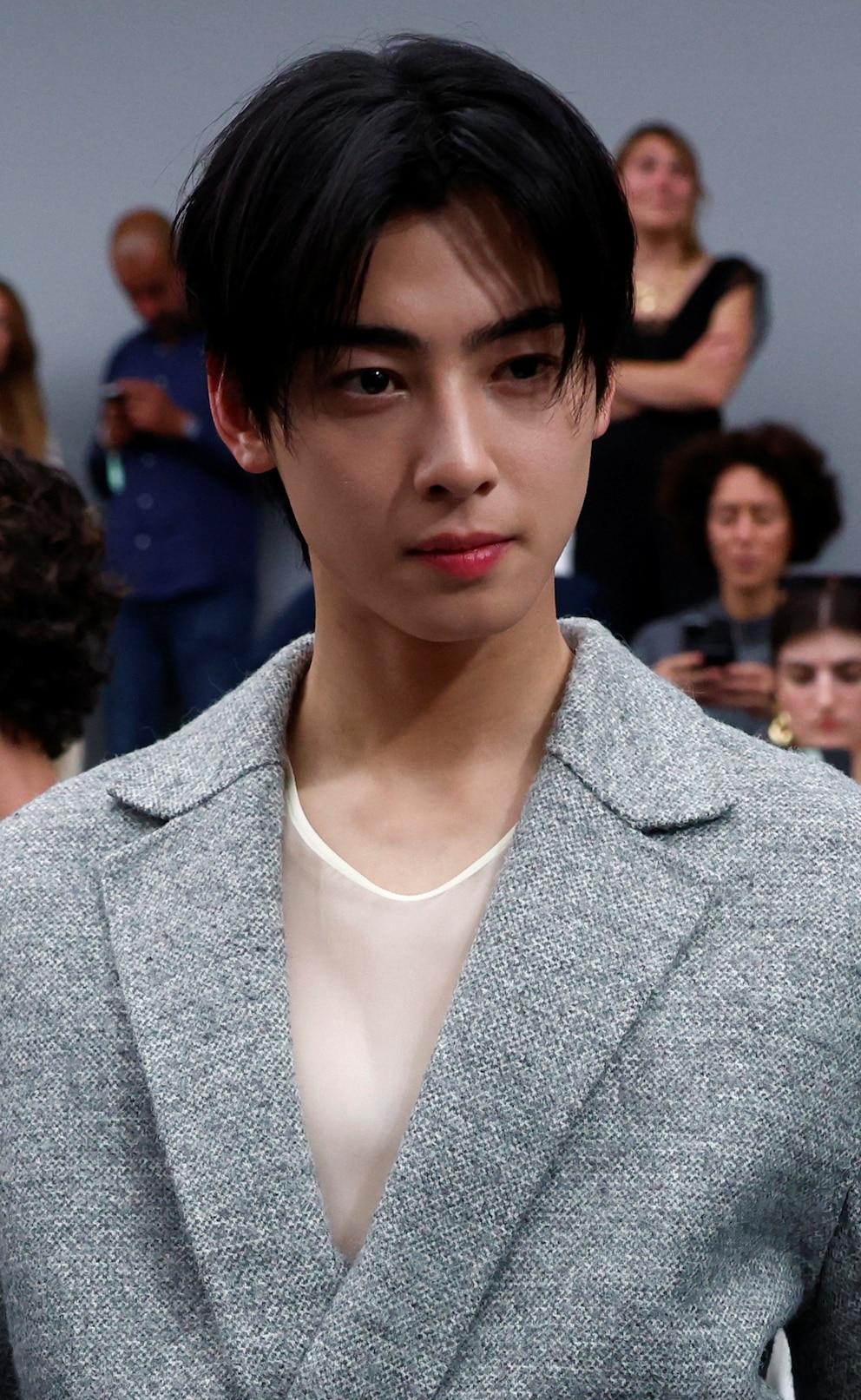 Korean actor Cha Eun-woo apologizes amid millionaire tax scandal