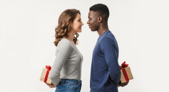 On the Day of Love, technological gifts are positioned as an alternative that goes beyond the traditional.(Illustrative image Infobae)