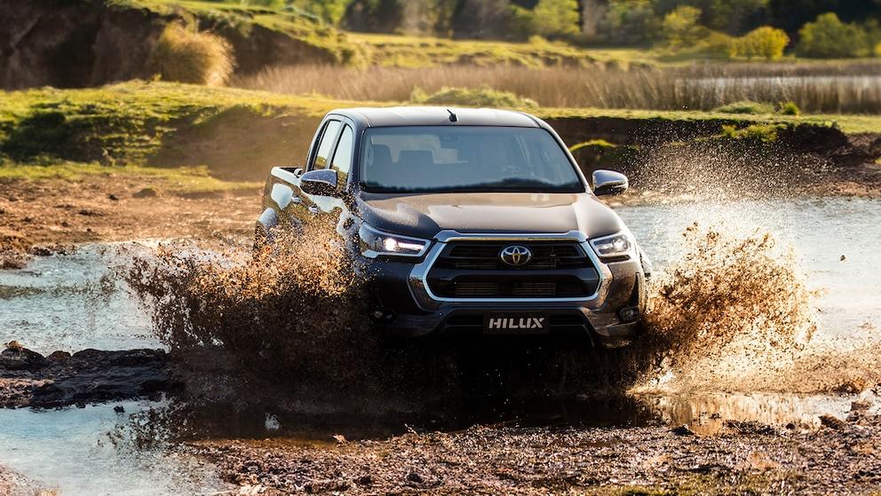 Automotive market: the year started with changes in the sales ranking and a strong increase in imports