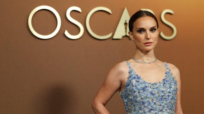 Natalie Portman spoke out against the Oscars for not taking into account the work of women.(REUTERS/Mario Anzuoni)