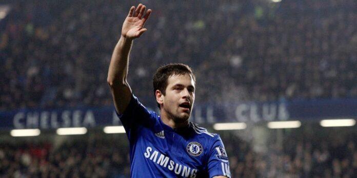 Joe Cole starred in one of Chelsea's most memorable anecdotes after the 2004/05 Premier League title (REUTERS)