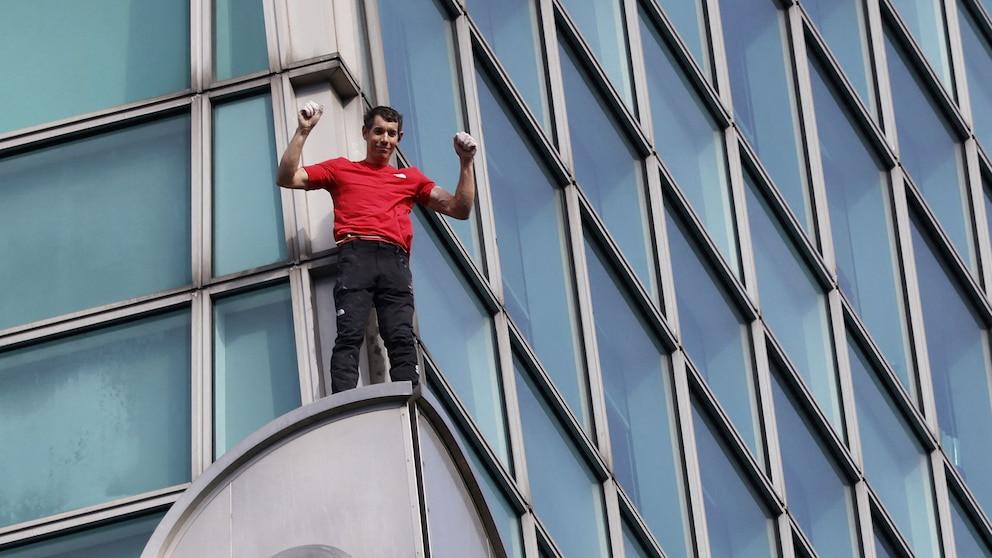 Alex Honnold's 'Skyscraper Live' exceeds 6 million views on Netflix