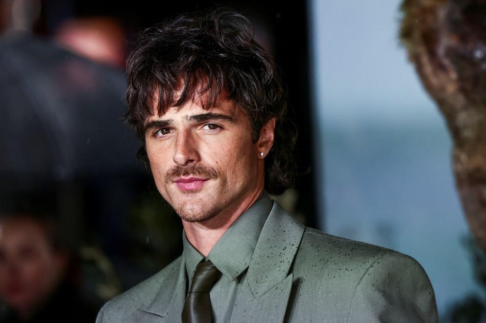 “It's not about turning the character on or off, during filming I live 24 hours a day for the film,” confessed Jacob Elordi.