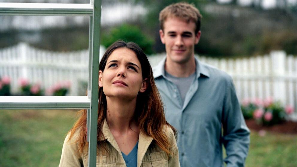 James Van Der Beek and Katie Holmes secretly dated, according to close friends