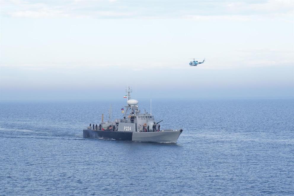 The Iranian regime began military maneuvers in the Strait of Hormuz in the run-up to negotiations with the United States