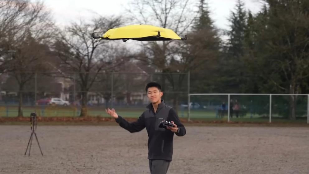 YouTuber presents his latest invention: a flying umbrella that follows you everywhere