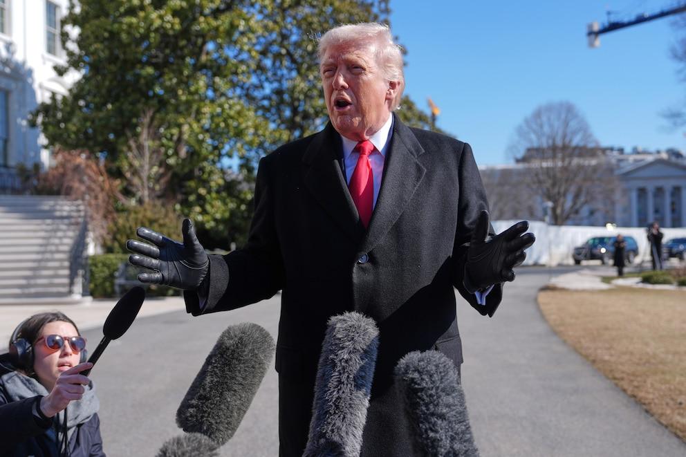 US sends second aircraft carrier to Middle East as tensions with Iran rise