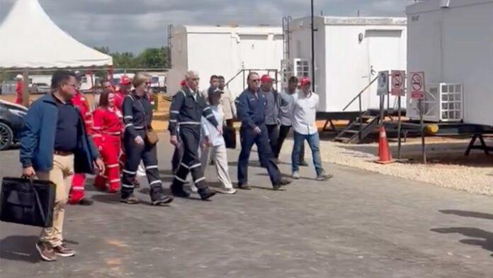 The US Secretary of Energy visits a joint venture of Chevron and PDVSA in Venezuela