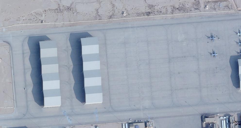 Tension between the United States and Iran: Washington reinforces military preparation at its base in Qatar