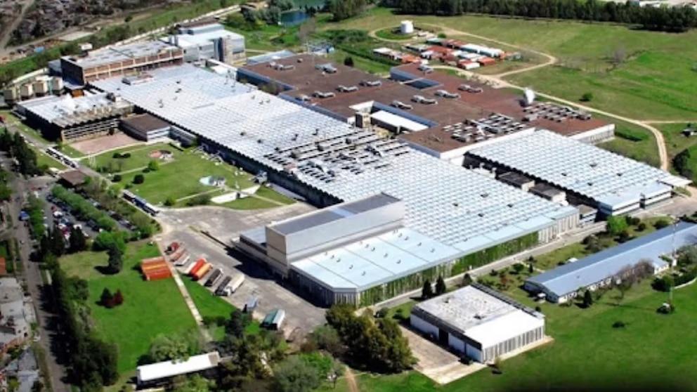 Fate announced its definitive closure: the historic Argentine tire brand will fire its 920 employees and stop producing