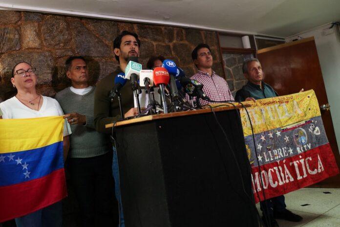 The family of Juan Pablo Guanipa demanded proof of life after his kidnapping by an armed group of the regime in Caracas (REUTERS/Leonardo Fernandez Viloria)