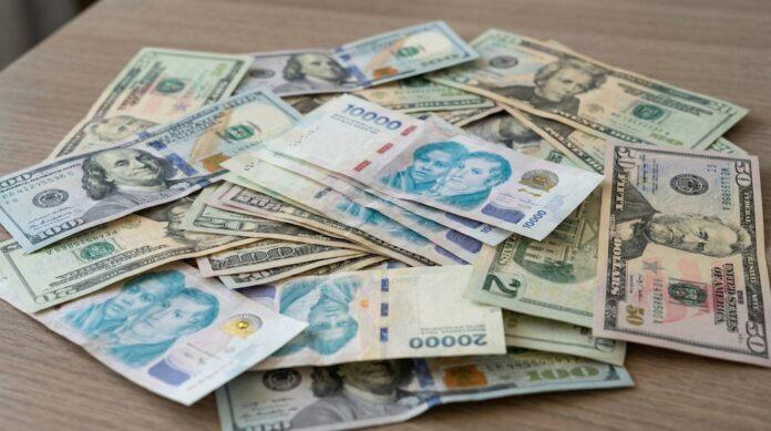 SincetheelectionsofOctober,thedlarofficialregistracadadel3%yperforelthresholddelos$1,400(ImageIllustrativeInfobae)