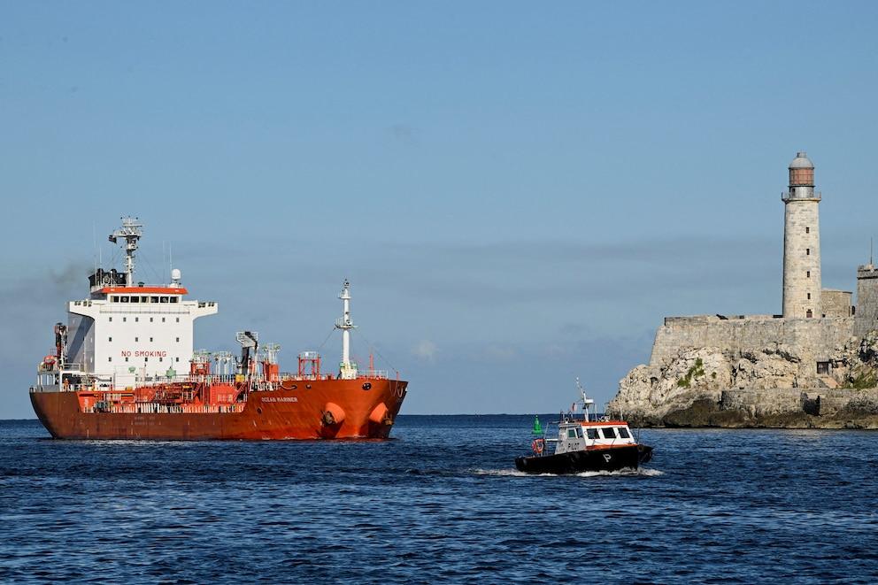 How the Cuban regime resold much of the imported oil to finance its machinery of repression