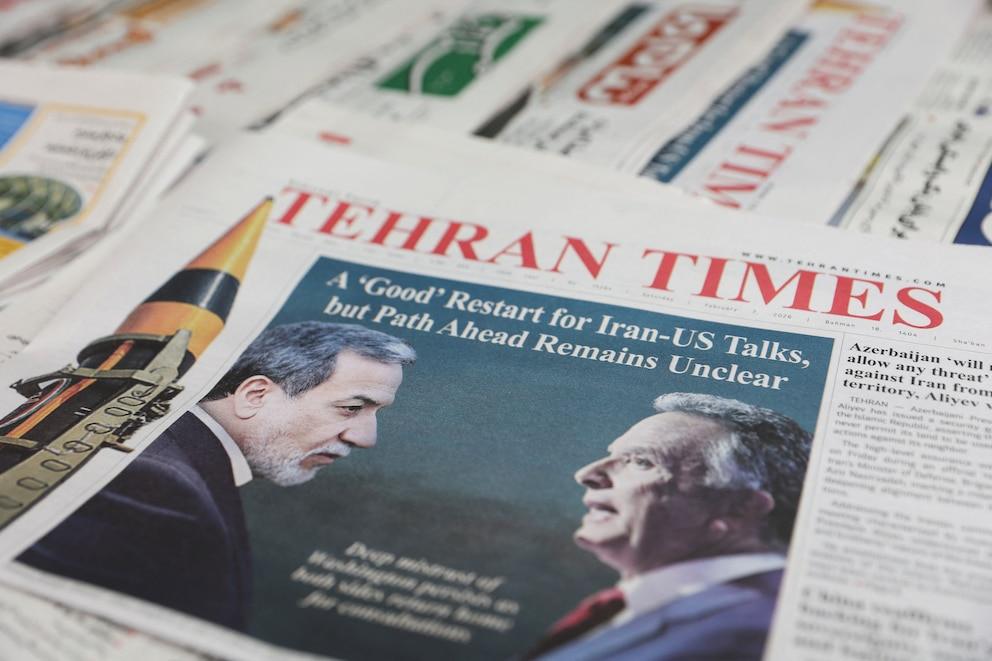 After the first round of negotiations with Iran, Steve Witkoff visited the aircraft carrier deployed by the US in the Middle East