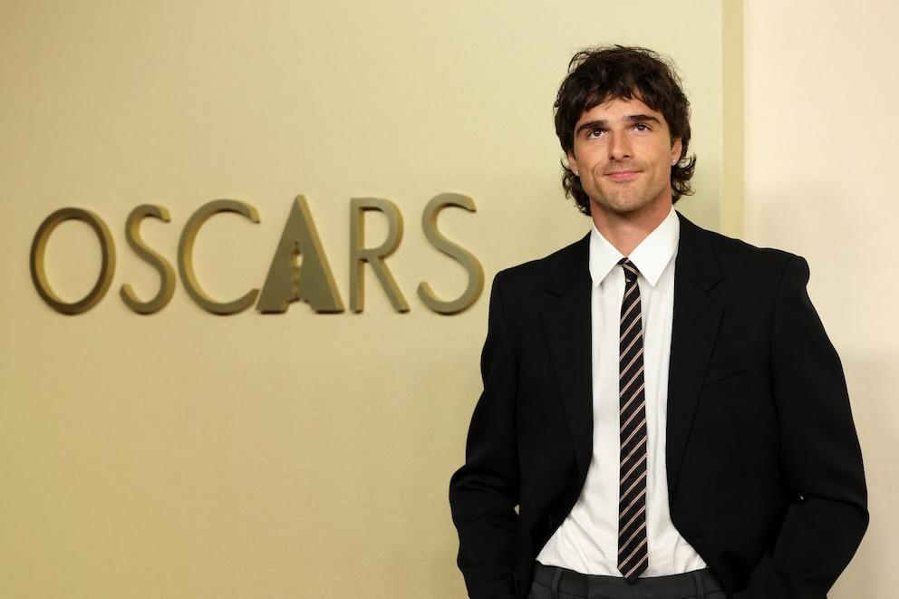 “It's not about turning the character on or off, during filming I live 24 hours a day for the film,” confessed Jacob Elordi.